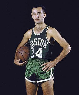 雷诺15中10轰生涯新高25分，蒙克也有25分